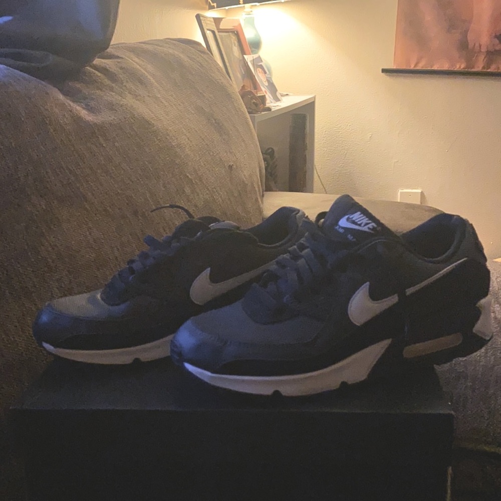 Men’s Nike Tenis Shoes